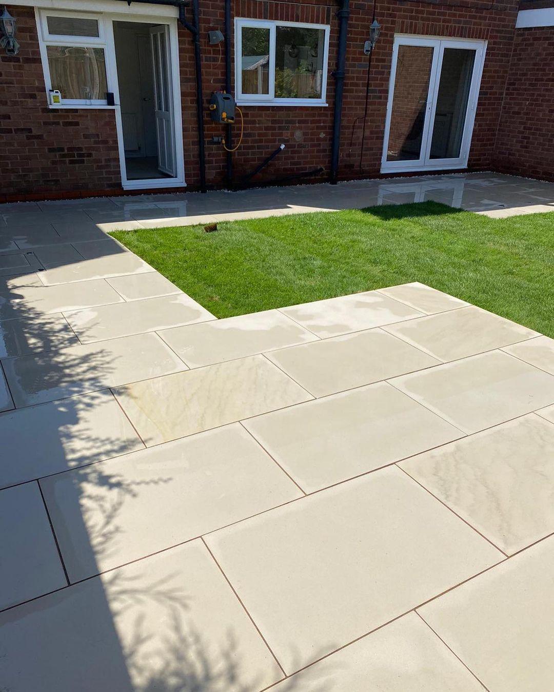 Mint Indian Sandstone Paving Slabs - Sawn & Honed - Patio Pack - 20mm - Smooth Paving - UniversalPaving